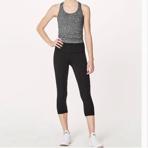 Lululemon Athletica - Cropped Luxtreme Tight w/ reflective detail